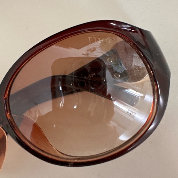 Vintage Y2K Dior sunglasses - Picture 7 of 7